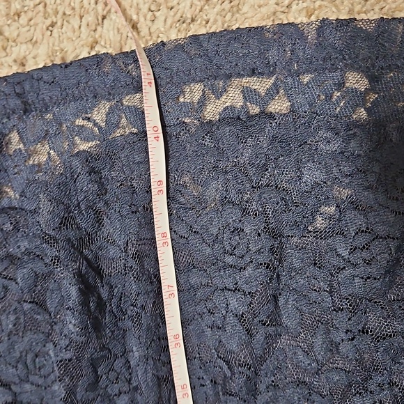 EUC Lulu's Navy Lace Dress - Picture 12 of 12